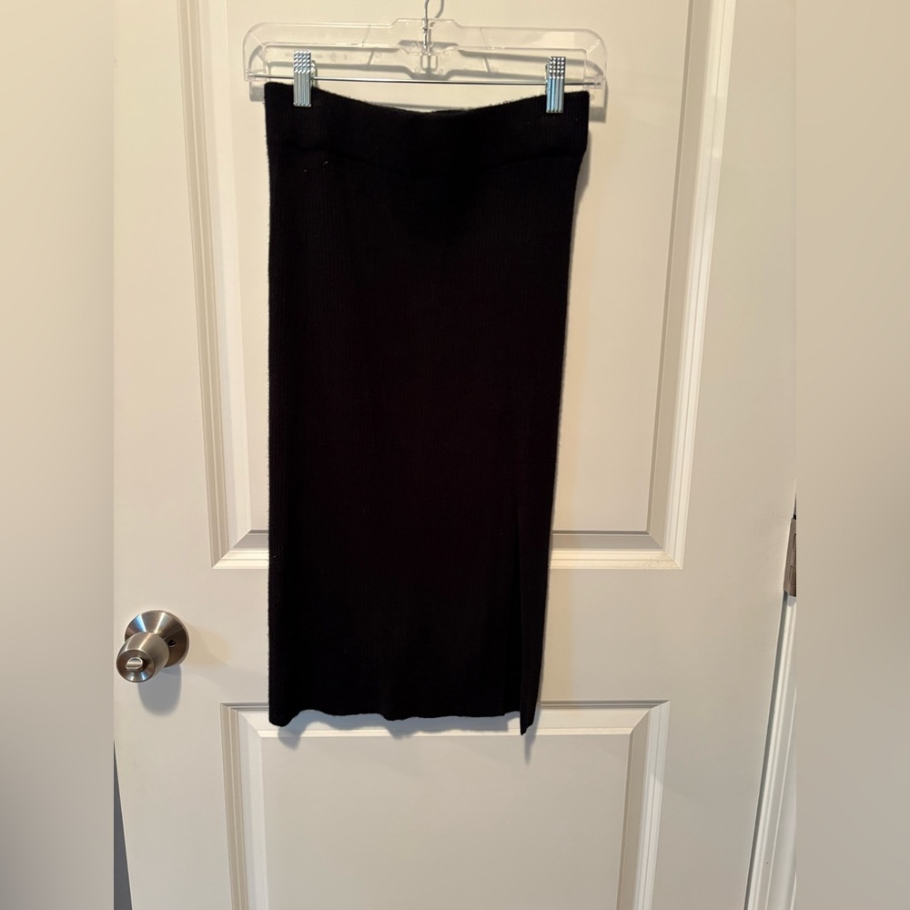 Elegant Black Women's Skirt